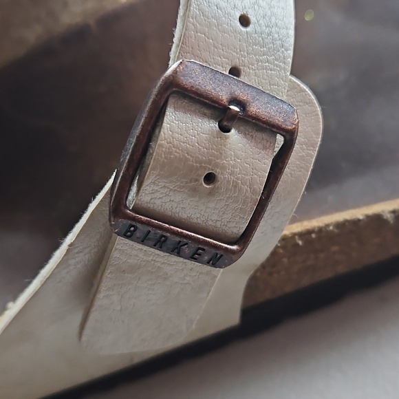 Birkenstock Light Cream Sandals Size 7 Womens - Picture 8 of 13